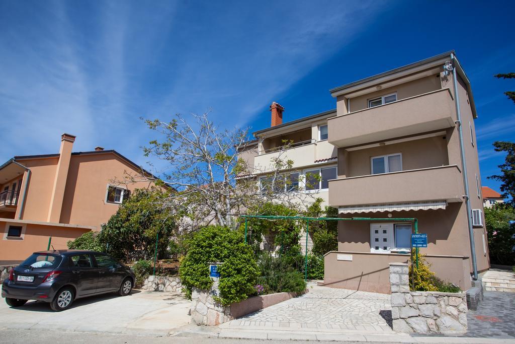 Apartment Rajci Cres Buitenkant foto